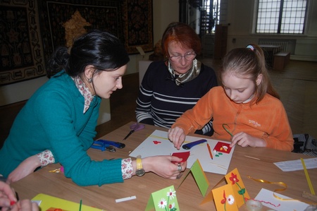 Майстер-клас "Листівка в техніці квілінг". Проводить Анастасія Мельник-Маньковська